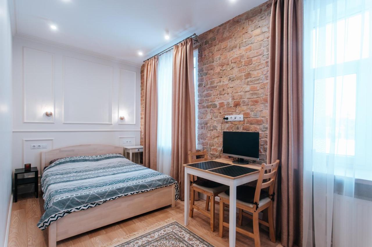 Stylish Latvian-Style Studio Apartment Near City Center, Parks, Cafes & Public Transit Riga Kültér fotó