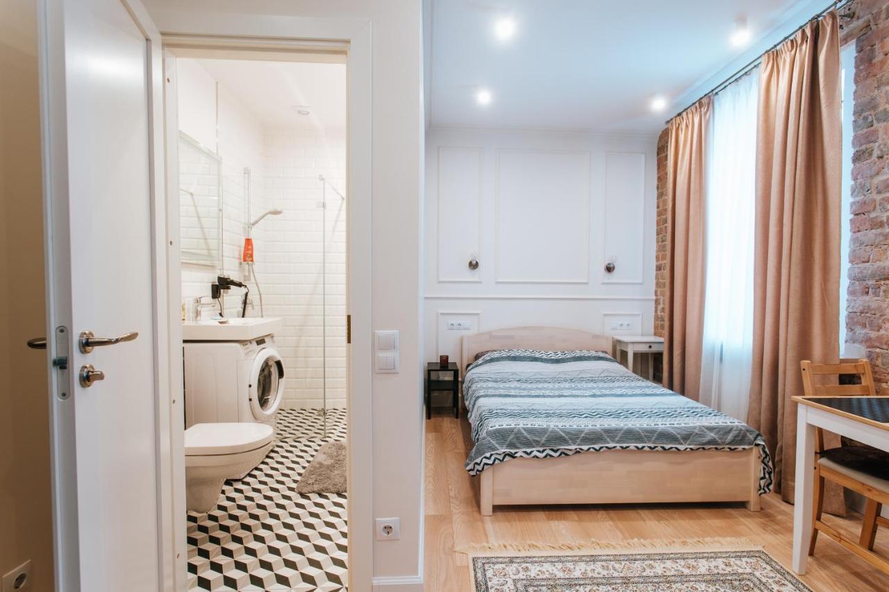Stylish Latvian-Style Studio Apartment Near City Center, Parks, Cafes & Public Transit Riga Kültér fotó