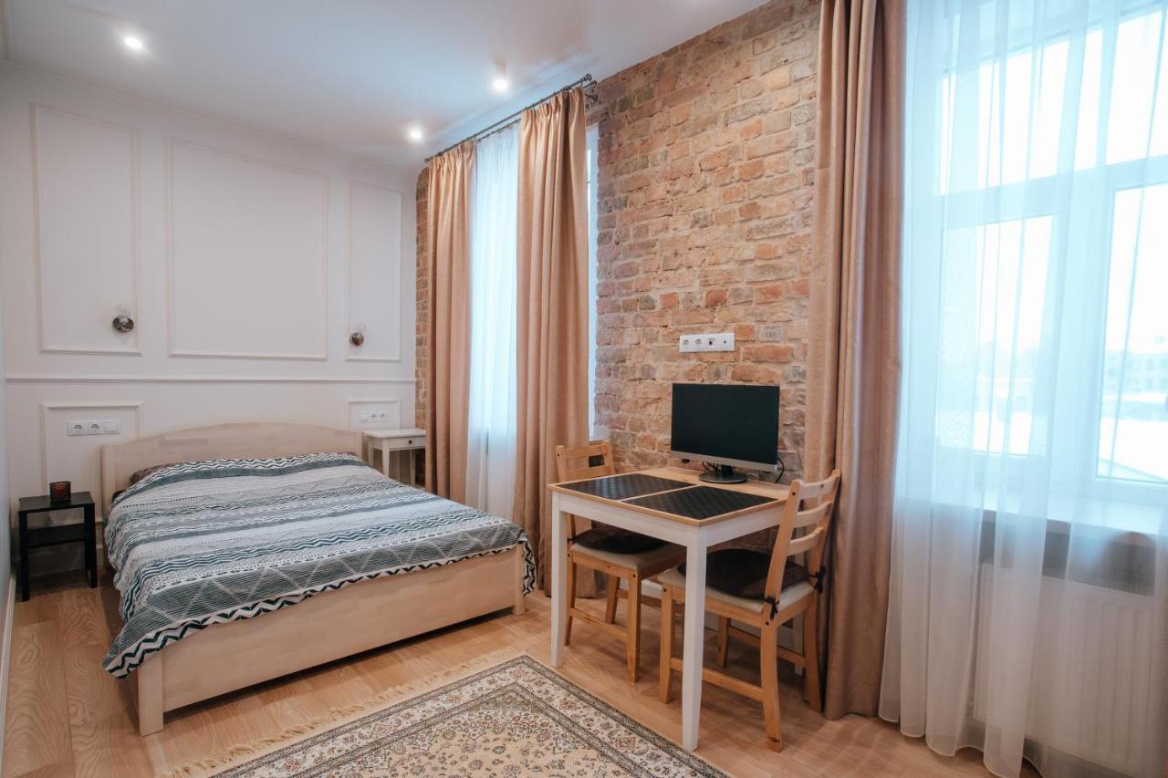 Stylish Latvian-Style Studio Apartment Near City Center, Parks, Cafes & Public Transit Riga Kültér fotó