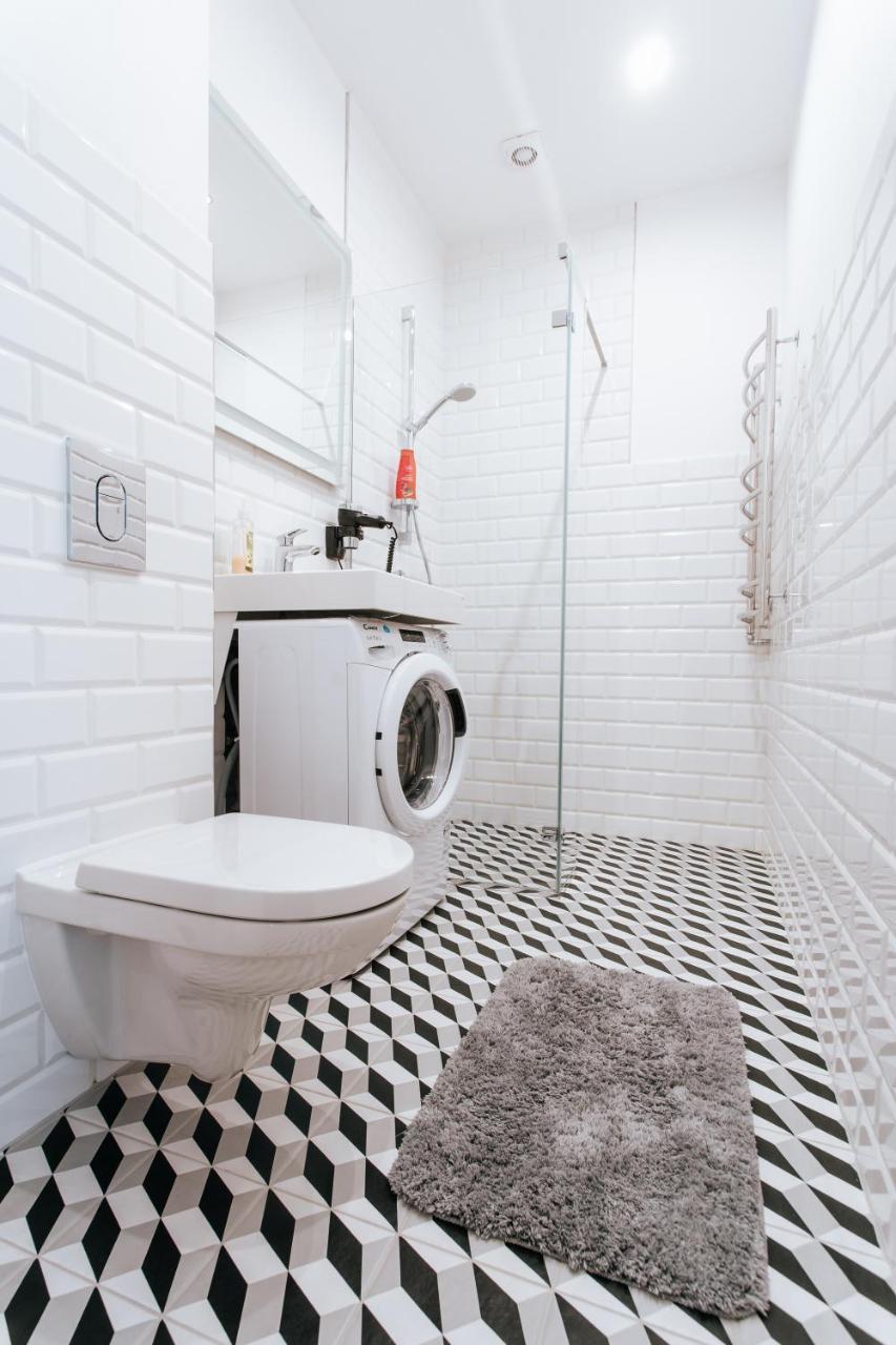 Stylish Latvian-Style Studio Apartment Near City Center, Parks, Cafes & Public Transit Riga Kültér fotó